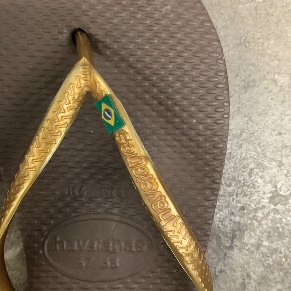 Havaianas classic Brown and Gold Flip Flops - Picture 3 of 4